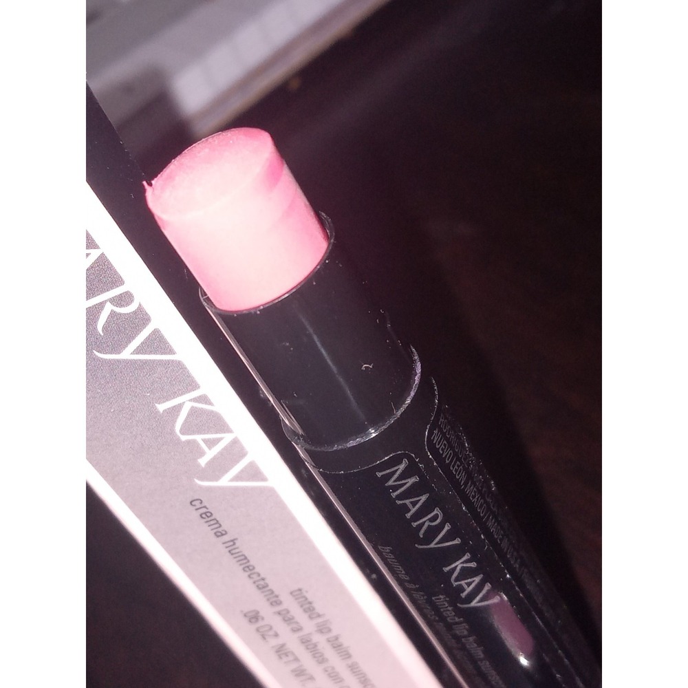 New Retired Mary Kay Tinted Lip Balm -‎ PEONY - Picture 3 of 4